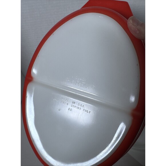 Vintage Pyrex 1 QT Red Friendship Divided Milk Glass Casserole Dish W/Lid Cover - Picture 10 of 12